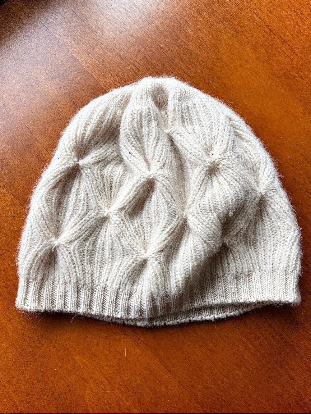 Merona 100% Cashmere Cream Textured Knit Women’s Beanie Hat
